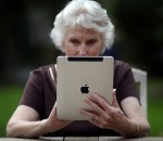 old-woman-ipad